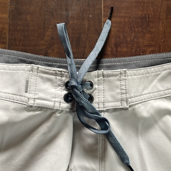 Quicksilver Surfsilk Panel 20” Boardshorts - Picture 8 of 15